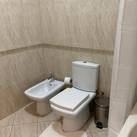 Mia * Tirana